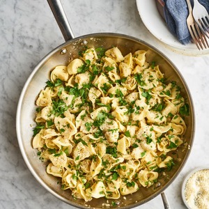 15-Minute Garlic-Butter Tortellini