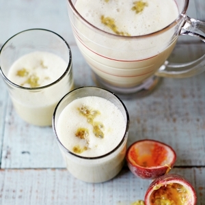 Almond, banana & passion fruit smoothie