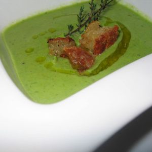 Asparagus, Thyme & Garlic Soup w/ Parmesan Croutons