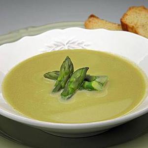 Asparagus Soup With Garlic-Parmesan Crostini