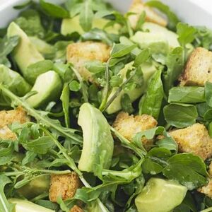 Avocado & leaf salad