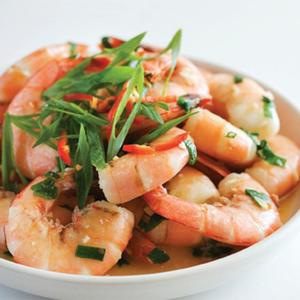 Beer-Steamed Shrimp With Garlic