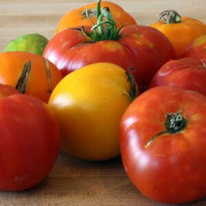 Blended Heirloom Tomato Soup with Basil