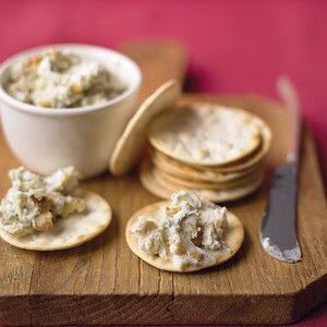 Blue Cheese and Walnut Spread