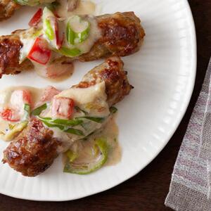 Breakfast Sausage With Red-Pepper Gravy