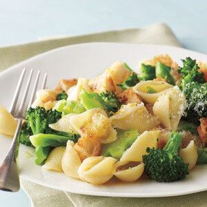 Broccoli Pasta with Parmesan Croutons