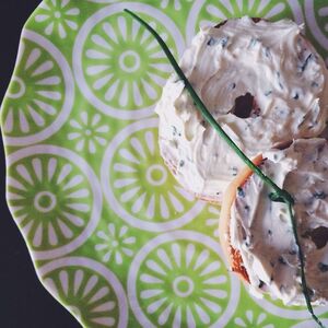 CREAM CHEESE WITH CHIVES