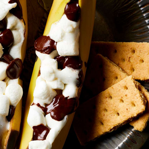 Campfire Banana S'mores