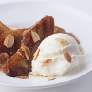 Caramelized Banana with Rum Sauce