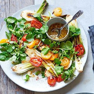 Charred onion & tomato salad