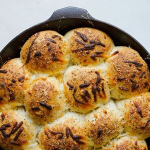 Cheesy Dinner Rolls