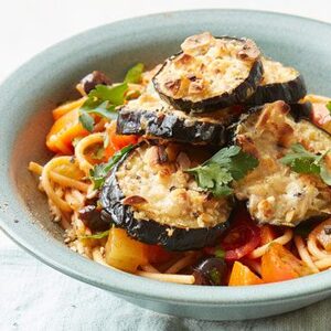 Cheesy aubergine & tomato spaghetti