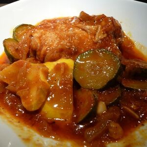 Chicken and zucchini in paprika and tomato sauce