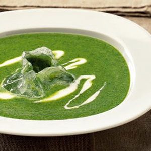 Chilled pea & watercress soup