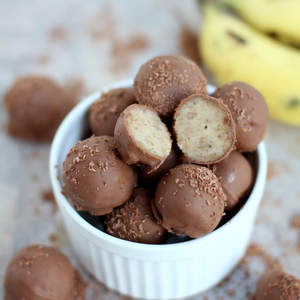 Chocolate-Dipped Banana Bread Truffles