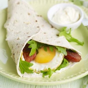 Chorizo & fried egg wraps