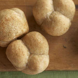 Cloverleaf Dinner Rolls