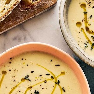 Creamy cauliflower soup