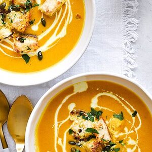 Creamy carrot soup