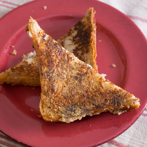 Crisp Grilled Cheese Sandwich Recipe