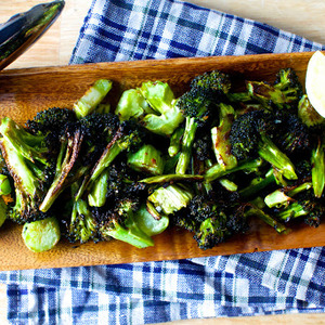 Crispy Broccoli with Lemon and Garlic recipes