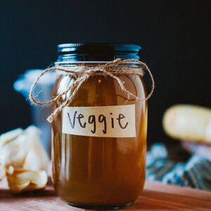 Crock Pot Vegetable Stock