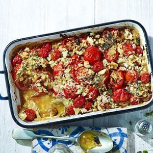 Crunchy baked tomato & onion gratin