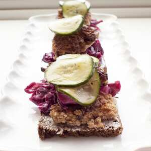 Danish Meatballs with Sweet and Sour Red Cabbage