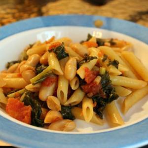 Dinner Tonight: Kale And White Bean Pasta