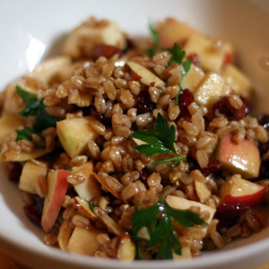 Dinner Tonight: Apple, Almond, and Smoked Mozzarella Farro Salad Recipe