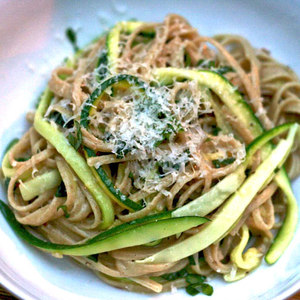 Dinner Tonight: Whole Wheat Pasta with Julienned Zucchini