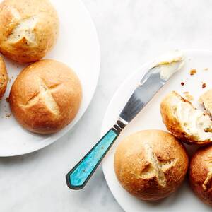 Dinner Rolls Six Ways