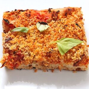 Easy Pan Pizza With Sun-dried Tomatoes, Caramelized Onions, Olives, and Breadcrumbs (Vegan) Recipe