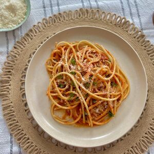 Easy Homemade Tomato Sauce