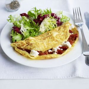 Feta & semi-dried tomato omelette