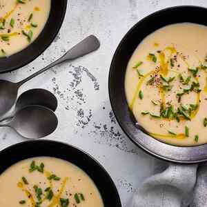 Garlic Bread Soup