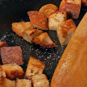 Garlic Croutons