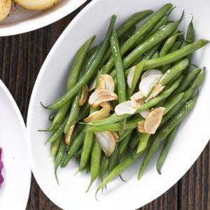 Garlicky green beans