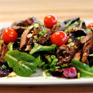 Ginger Steak Salad