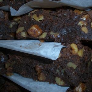 Gluten-Free Sweet Potato Cardamom Macadamia Brownies