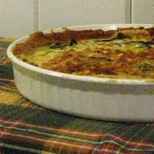 Gluten-free quiche with collard greens, ham and leeks