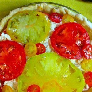 Green Tomato and Cheddar Pie