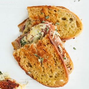 Gruyère, prosciutto & sage toastie