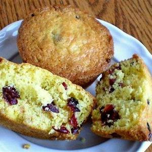 Healthy & Delicious: Orange-Cranberry Muffins