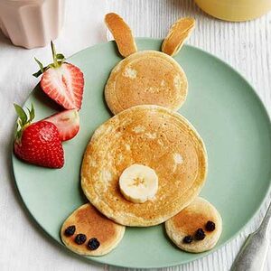 Healthy Easter bunny pancakes