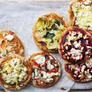 Healthy mini pizzas