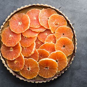 Healthy Almond Chocolate Caramel Orange Tart