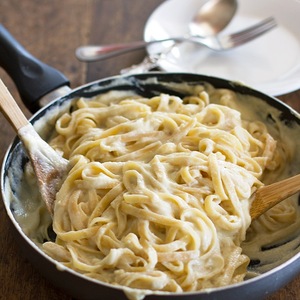 Healthy Fettuccine Alfredo