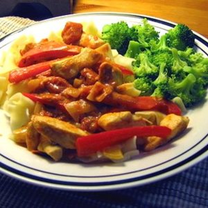 Healthy & Delicious: Chicken Paprikash Recipe