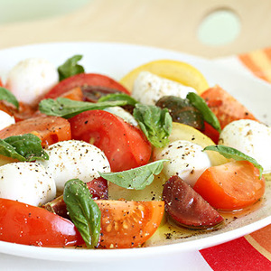 Heirloom Tomato Salad With Bocconcini And Basil recipes